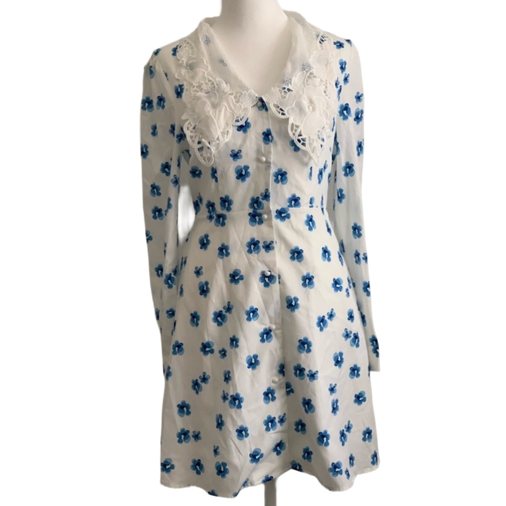 SIMPLEE Women’s White w/ Blue Flowers Long Sleeve Pearl Button-down Midi Dress